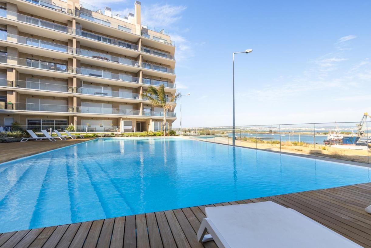 Villa Famille Seixal  Exteriér fotografie